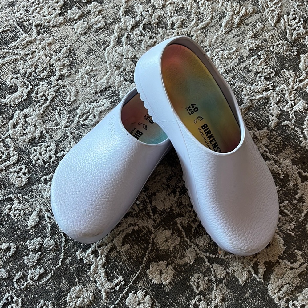 Birkenstock White Mules and Clogs with Smooth Leather-like Material